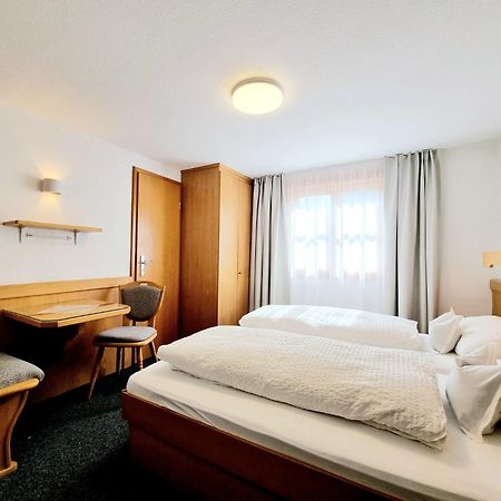 Das Bergfried - Urlaub Zentral Und Ruhig! Apartment Riezlern Luaran gambar