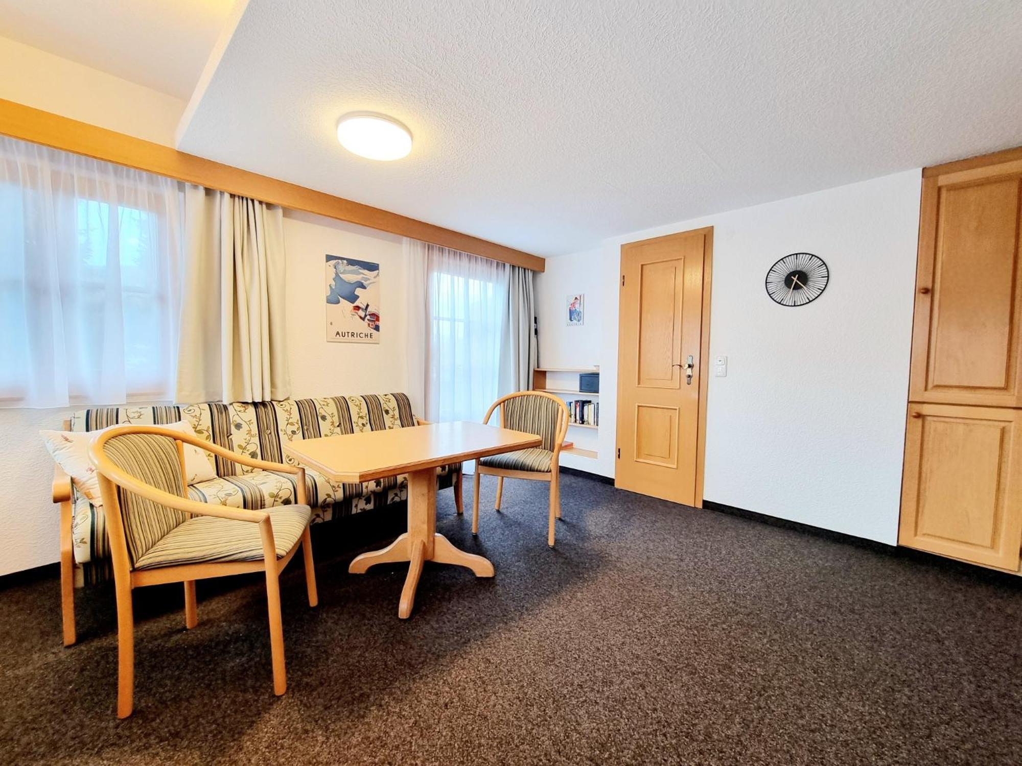 Das Bergfried - Urlaub Zentral Und Ruhig! Apartment Riezlern Luaran gambar